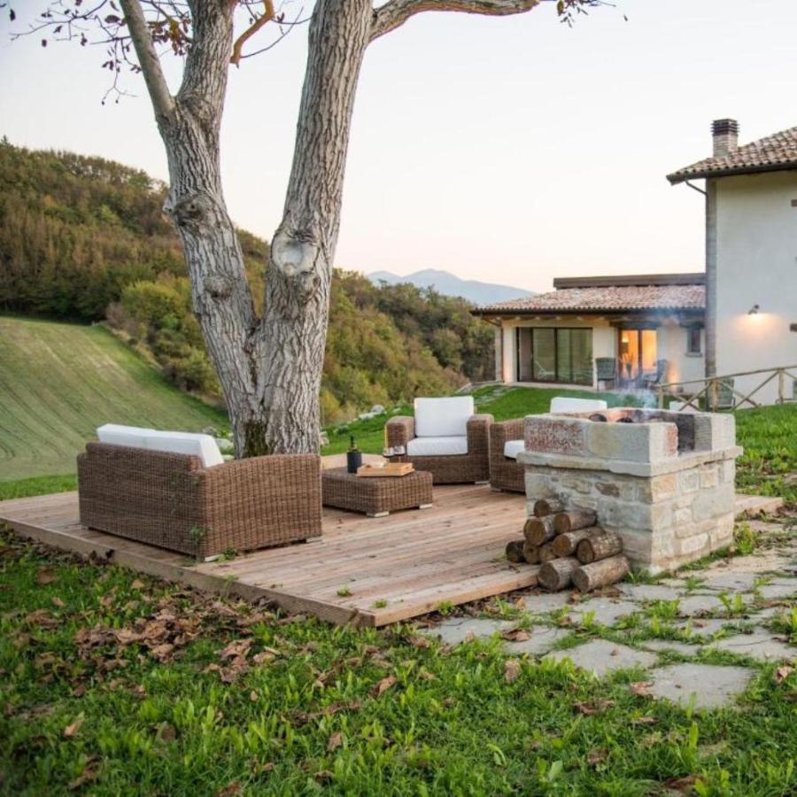 Aura Relais Hotell Urbino Eksteriør bilde