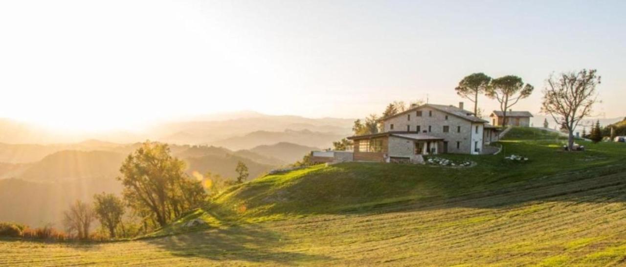 Aura Relais Hotell Urbino Eksteriør bilde