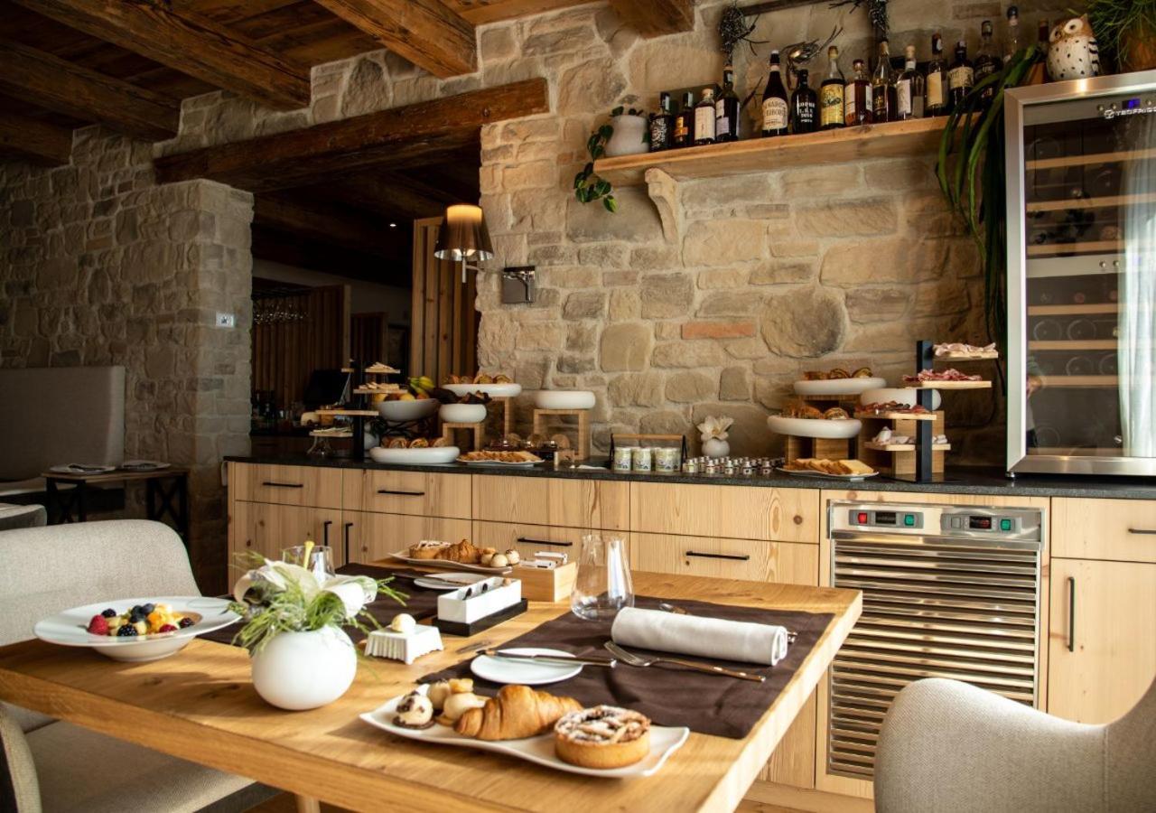 Aura Relais Hotell Urbino Eksteriør bilde