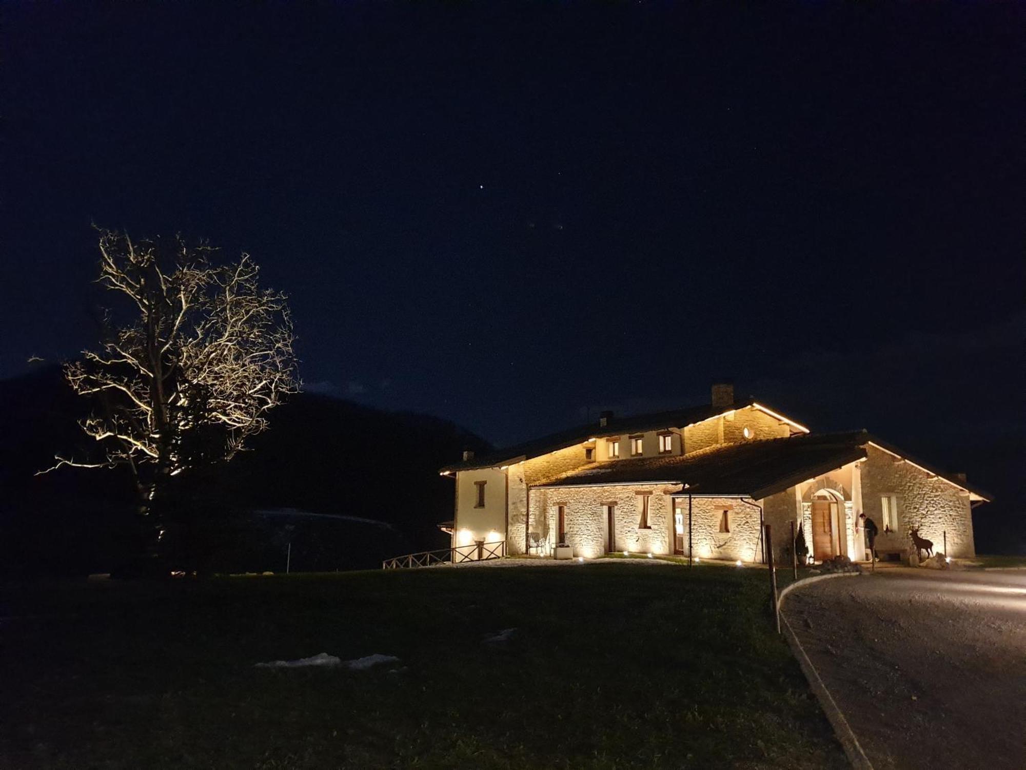 Aura Relais Hotell Urbino Eksteriør bilde