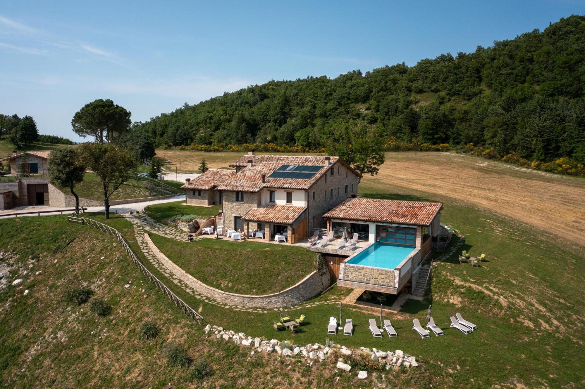 Aura Relais Hotell Urbino Eksteriør bilde