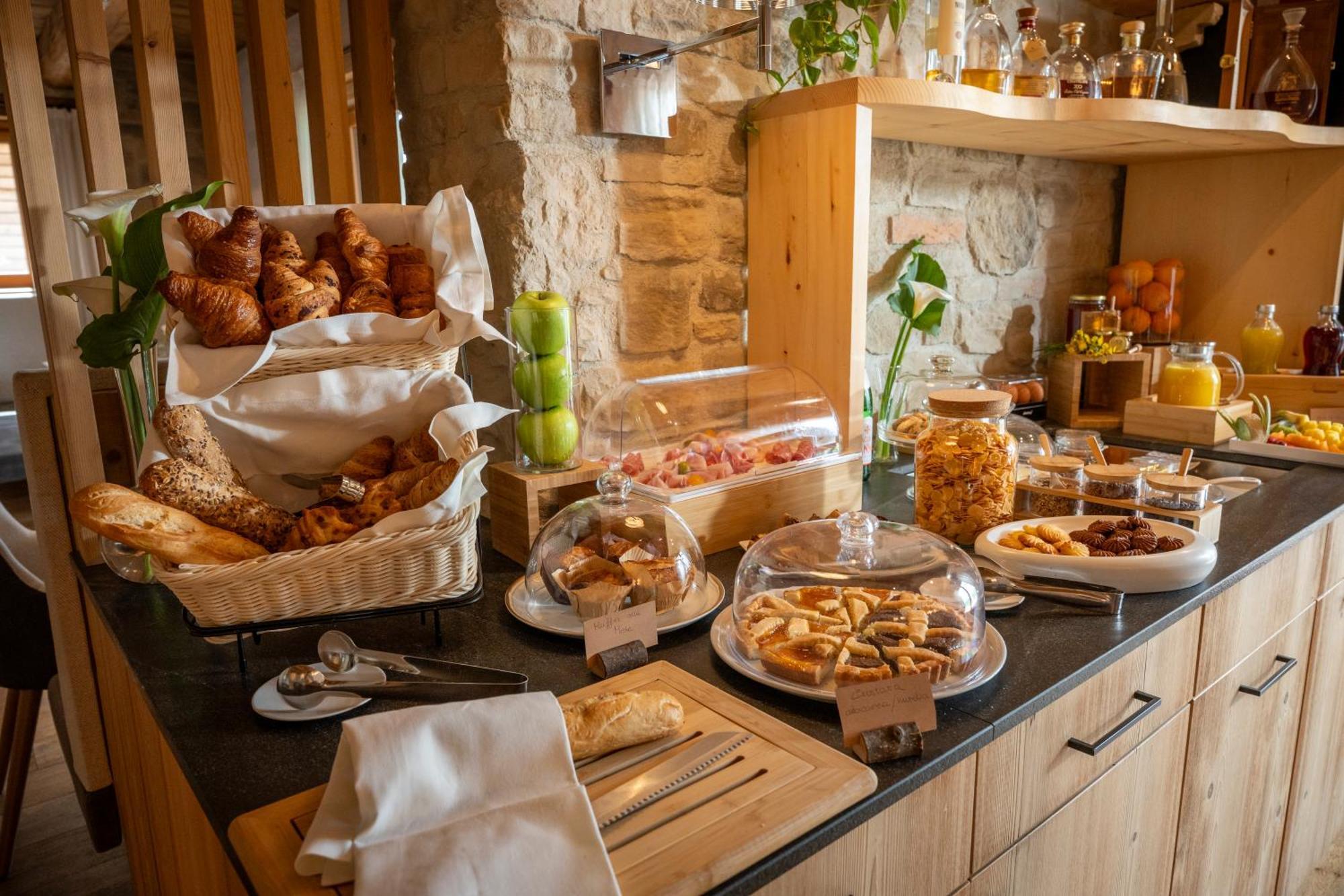 Aura Relais Hotell Urbino Eksteriør bilde